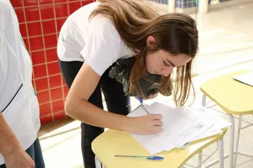 ENTREGA DO KIT ESCOLAR