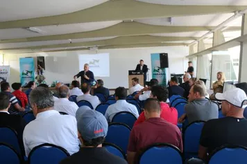 Secretaria Municipal de Esportes esteve presente no último dia 22 em evento realizado na Regional de Ponta Grossa da Secretaria de Estado do Esporte e Turismo (SEET) para debater programas de Governo.