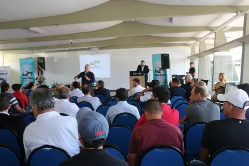Secretaria Municipal de Esportes esteve presente no último dia 22 em evento realizado na Regional de Ponta Grossa da Secretaria de Estado do Esporte e Turismo (SEET) para debater programas de Governo.